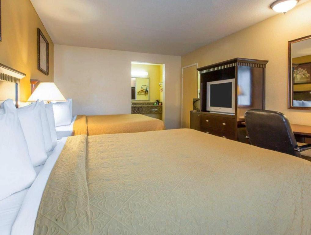 Quality Inn Сан-Бернардино Экстерьер фото