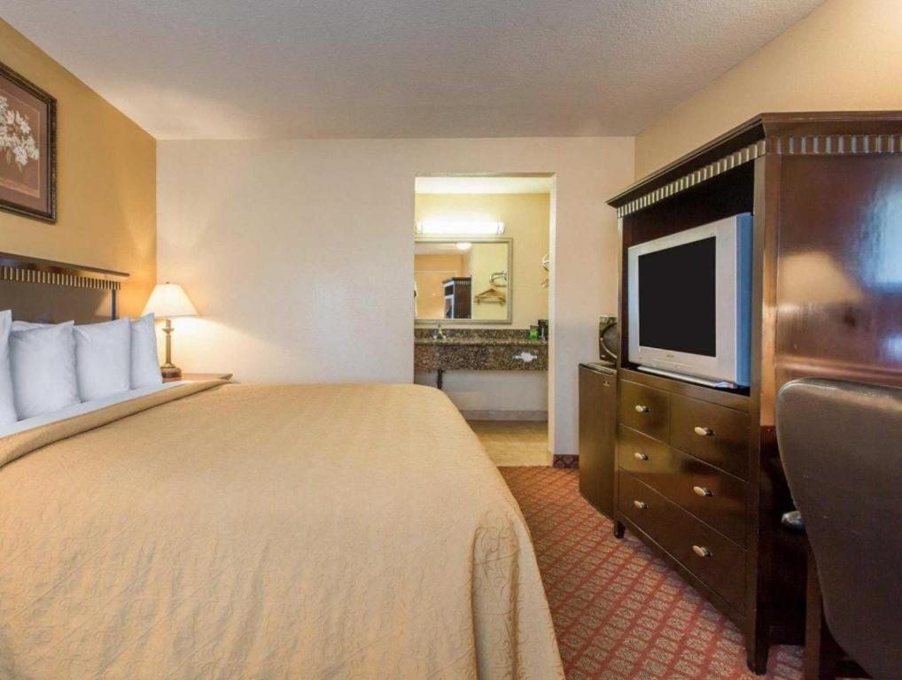 Quality Inn Сан-Бернардино Экстерьер фото