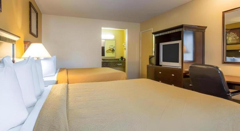 Quality Inn Сан-Бернардино Экстерьер фото