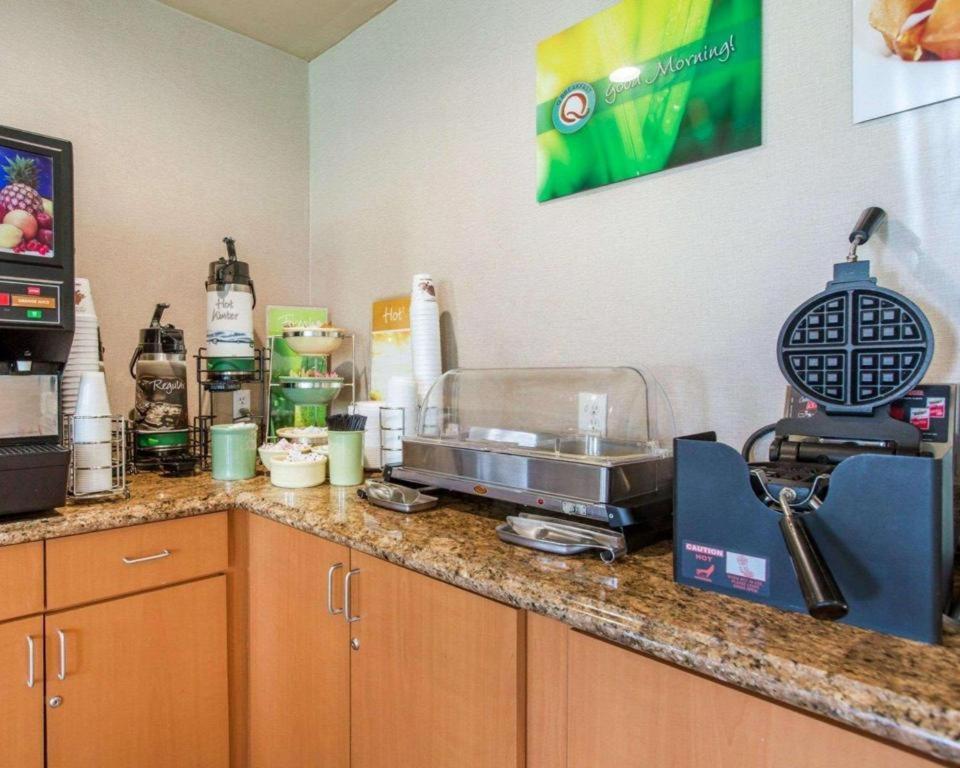 Quality Inn Сан-Бернардино Экстерьер фото
